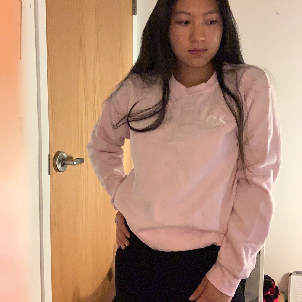 Pink Pop&Suki limited edition sample sale pullover